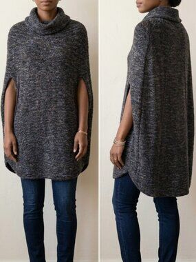 Romeo & Juliet Cowl Neck Arm Slit Sweater Poncho Cape Size Small